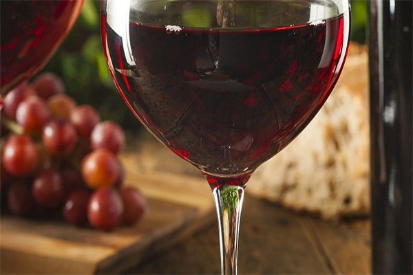 怀来瑞云庄园葡萄酒业